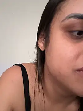 amorinha99 online show from May 18, 1:06 pm