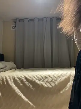 Snapshot of mystik_a chatting on November 29, 4:48 am mystik a online show from November 29, 4:48 am