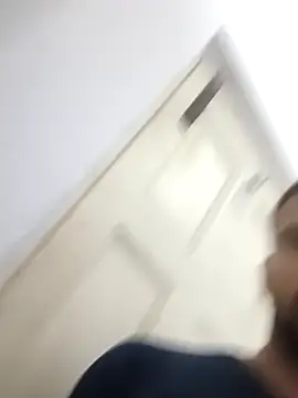 Snapshot of yourboy2000__ chatting on October 1, 9:37 am yourboy2000 online show from October 1, 9:37 am