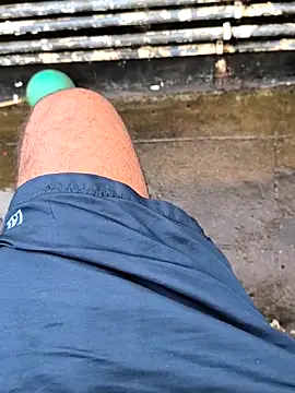 Snapshot of yourboy2000__ chatting on October 2, 3:02 am yourboy2000 online show from October 2, 3:02 am