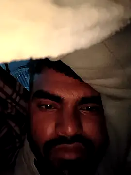 Snapshot of yourboy2000__ chatting on January 16, 5:00 am yourboy2000 online show from January 16, 5:00 am