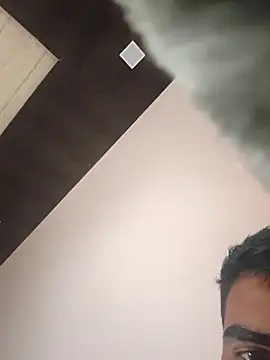 Snapshot of yourboy2000__ chatting on January 18, 11:25 am yourboy2000 online show from January 18, 11:25 am