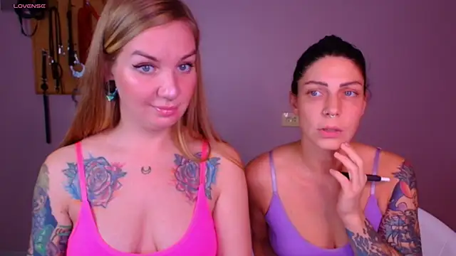 Carrie Moonshine online show from October 9, 7:12 pm