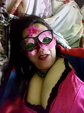 DesiMuffin online show from February 1, 11:16 pm