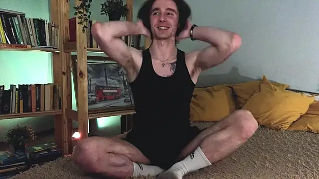 Snapshot of misterhult chatting on February 21, 7:21 pm misterhult online show from February 21, 7:21 pm
