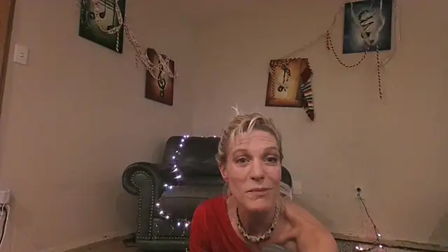 AddieAssets online show from December 20, 6:08 am