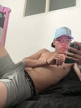 CRYBYT9 online show from November 26, 1:39 am