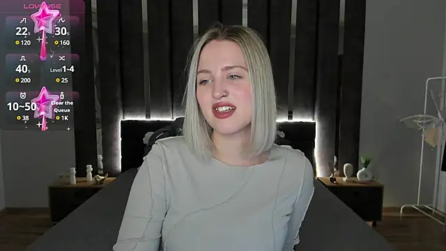 Snapshot of _Sarah_Soul_ chatting on January 24, 12:42 am Sarah Soul online show from January 24, 12:42 am