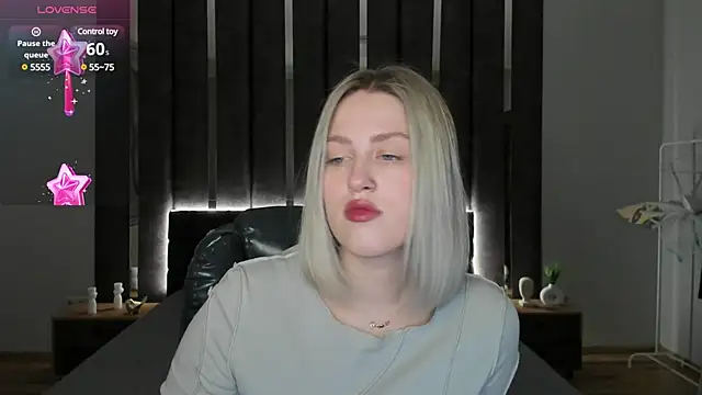 Snapshot of _Sarah_Soul_ chatting on January 27, 12:54 am Sarah Soul online show from January 27, 12:54 am