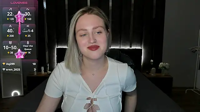 Snapshot of _Sarah_Soul_ chatting on February 12, 3:51 am Sarah Soul online show from February 12, 3:51 am