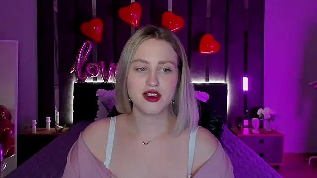Snapshot of _Sarah_Soul_ chatting on February 15, 12:48 am Sarah Soul online show from February 15, 12:48 am