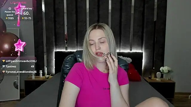 Snapshot of _Sarah_Soul_ chatting on February 18, 6:59 am Sarah Soul online show from February 18, 6:59 am
