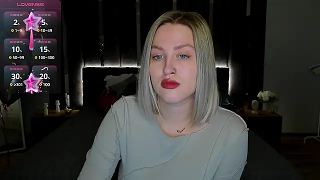 Snapshot of _Sarah_Soul_ chatting on February 22, 12:38 am Sarah Soul online show from February 22, 12:38 am