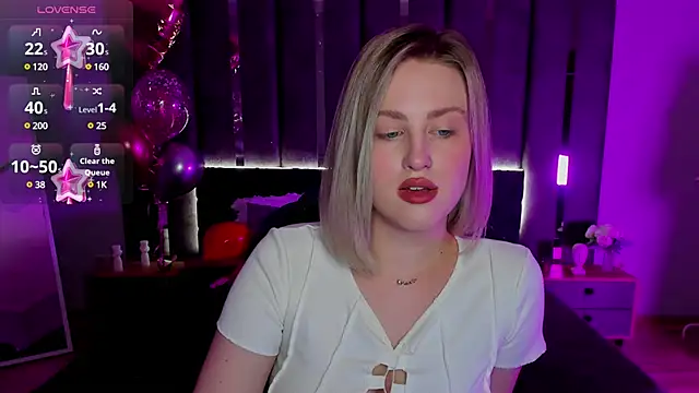 Snapshot of _Sarah_Soul_ chatting on March 6, 12:54 am Sarah Soul online show from March 6, 12:54 am