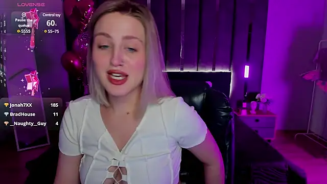 Snapshot of _Sarah_Soul_ chatting on March 6, 3:57 am Sarah Soul online show from March 6, 3:57 am