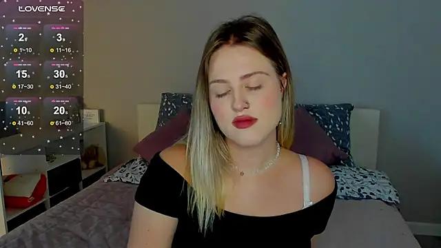 Snapshot of _Sarah_Soul_ chatting on September 9, 1:38 am Sarah Soul online show from September 9, 1:38 am
