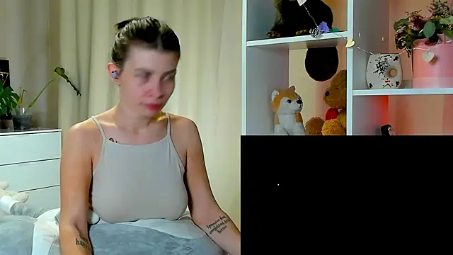 callmetori online show from December 23, 2:17 pm