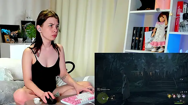 callmetori online show from January 25, 3:41 pm