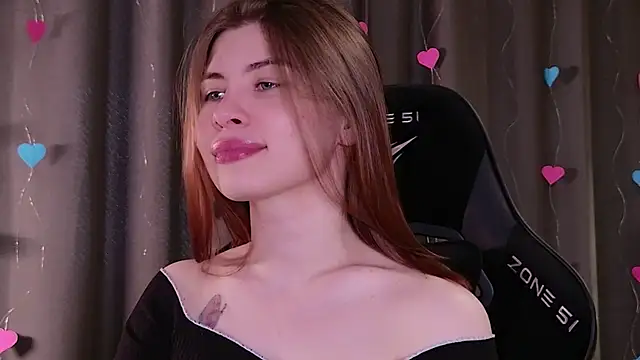callmetori online show from May 10, 9:58 am