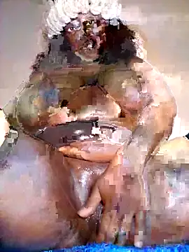 Snapshot of Dark_Berry_26 chatting on December 24, 8:05 pm Dark Berry 26 online show from December 24, 8:05 pm