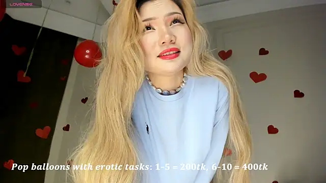Snapshot of Xiao_Mei_ chatting on February 15, 12:48 am Xiao Mei online show from February 15, 12:48 am