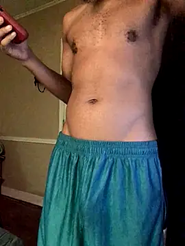 Snapshot of yosparky chatting on October 30, 4:47 am yosparky online show from October 30, 4:47 am