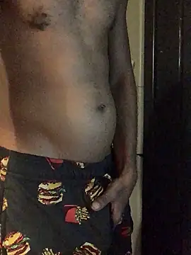 Snapshot of yosparky chatting on November 1, 4:14 am yosparky online show from November 1, 4:14 am