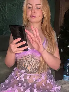 ObviouslyPeachy online show from January 9, 1:56 pm