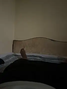 Shona5768 online show from October 5, 9:18 am