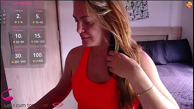 ParisW online show from October 24, 4:14 pm