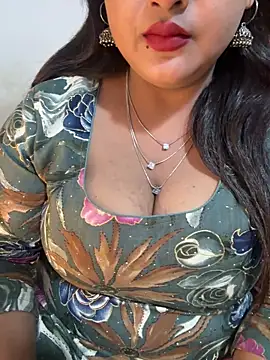 Ayesha mahi online show from December 15, 12:09 pm