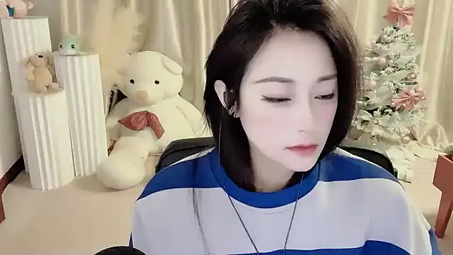 Daisy-77 online show from December 17, 6:42 pm