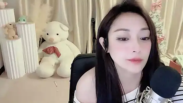 Daisy-77 online show from December 19, 10:10 pm