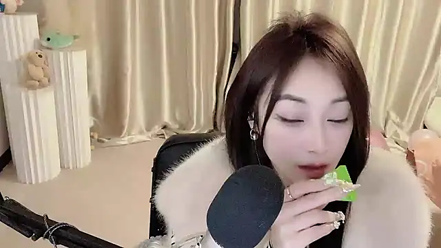 Daisy-77 online show from January 9, 9:26 pm