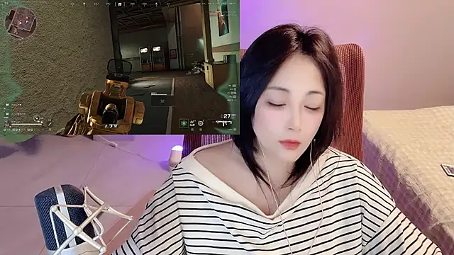 Daisy-77 online show from May 13, 2:03 pm