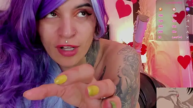 Snapshot of Maddissonlove chatting on February 16, 6:32 pm Maddissonlove online show from February 16, 6:32 pm