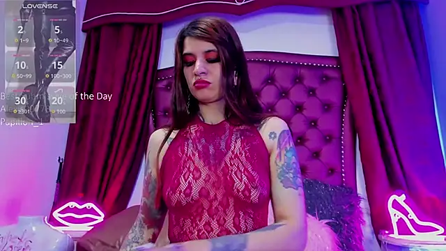 Snapshot of Maddissonlove chatting on October 7, 1:19 pm Maddissonlove online show from October 7, 1:19 pm