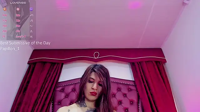 Snapshot of Maddissonlove chatting on October 9, 12:36 pm Maddissonlove online show from October 9, 12:36 pm