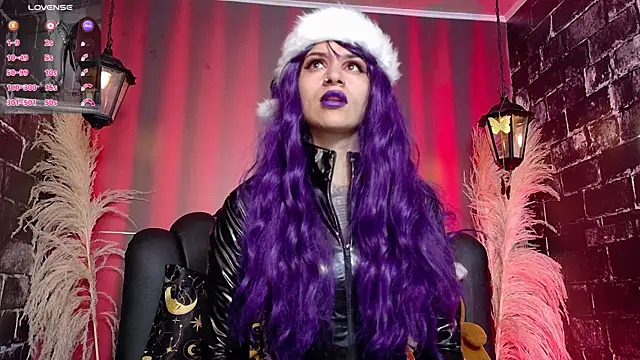 Snapshot of Maddissonlove chatting on December 17, 1:39 pm Maddissonlove online show from December 17, 1:39 pm