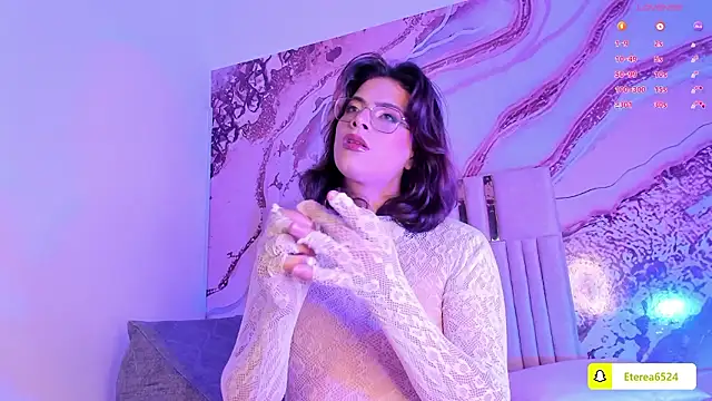 Snapshot of Eterea_blow chatting on February 26, 2:21 am Eterea blow online show from February 26, 2:21 am