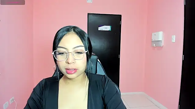 Snapshot of AlanaPetterson chatting on December 10, 12:49 pm AlanaPetterson online show from December 10, 12:49 pm