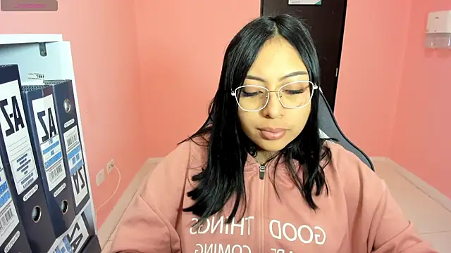 Snapshot of AlanaPetterson chatting on January 3, 1:03 pm AlanaPetterson online show from January 3, 1:03 pm
