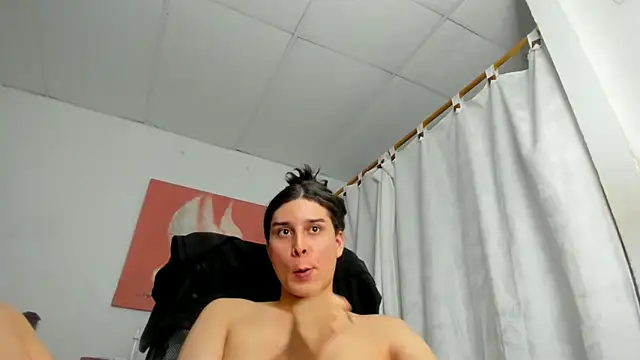 misstresbigcockts online show from May 17, 1:03 am