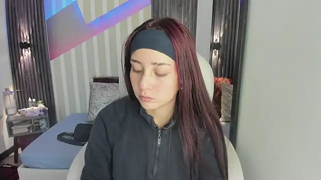 emily layton online show from December 20, 3:41 pm