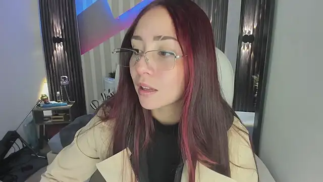 emily layton online show from January 9, 3:26 pm