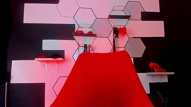alondrabigtits online show from December 20, 3:10 pm