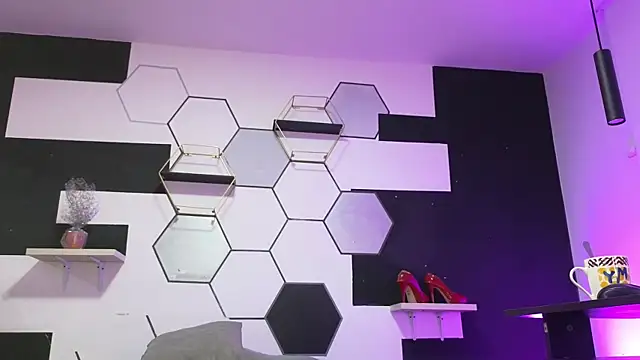 Snapshot of alondrabigtits chatting on September 22, 11:56 am alondrabigtits online show from September 22, 11:56 am