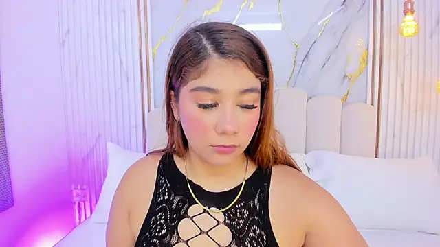 Snapshot of tifanyhills_ chatting on April 30, 8:26 pm tifanyhills online show from April 30, 8:26 pm