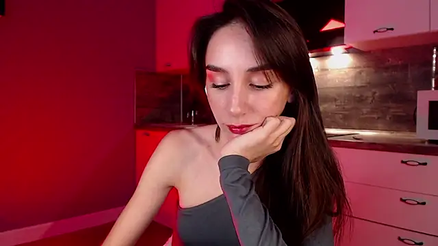ElizabethElison online show from December 22, 8:38 am