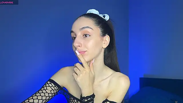 ElizabethElison online show from February 24, 6:49 am